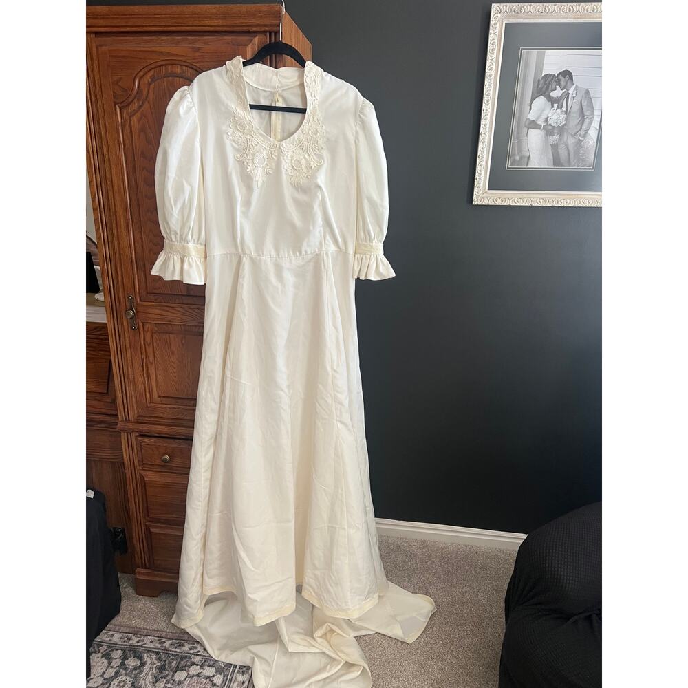 Vintage Style Handmade‎ Modest Wedding Dress Ivory Size M/L